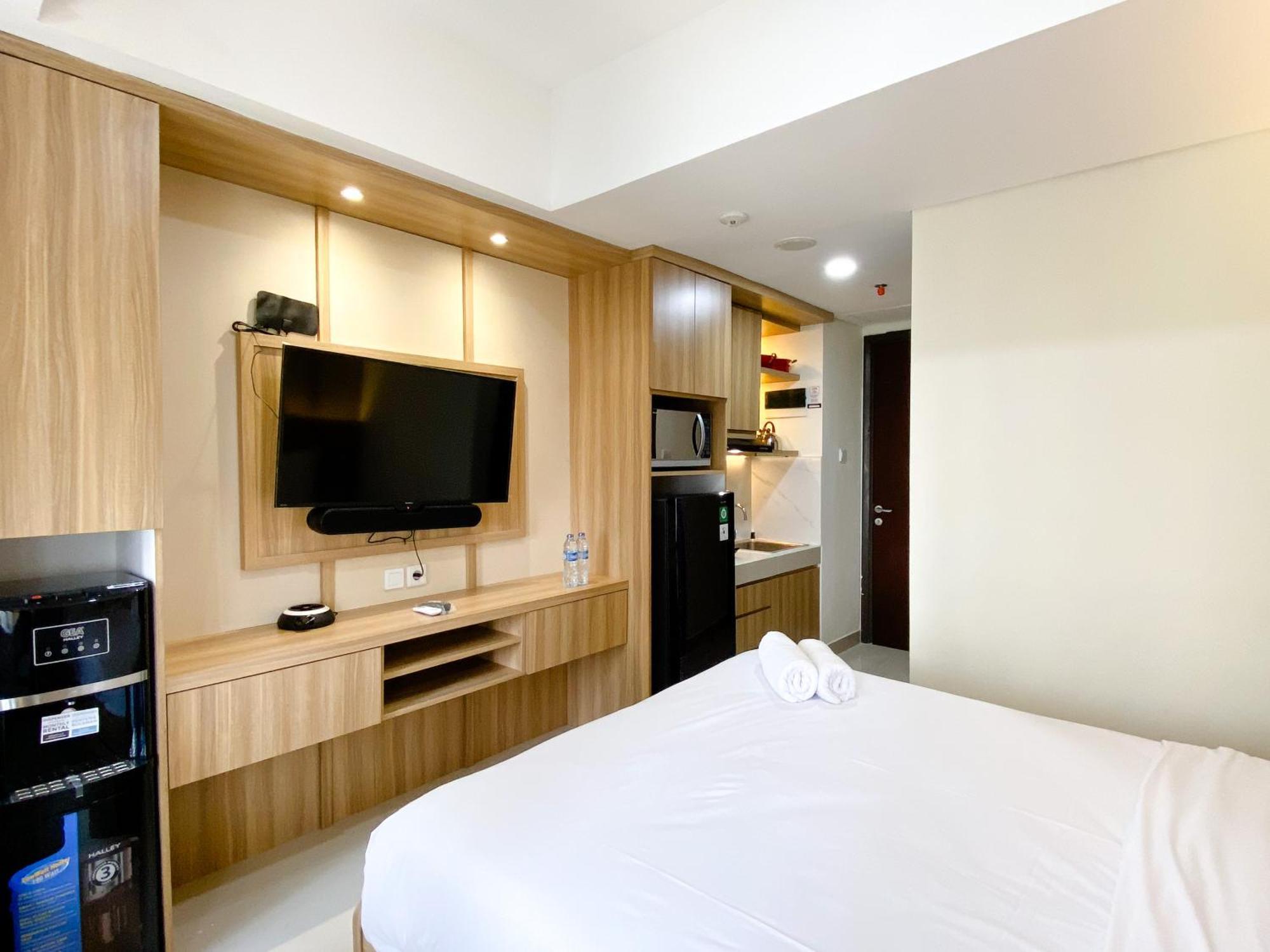 Cozy And Homey Studio Room Pollux Chadstone Apartment By Travelio Cikarang Ngoại thất bức ảnh